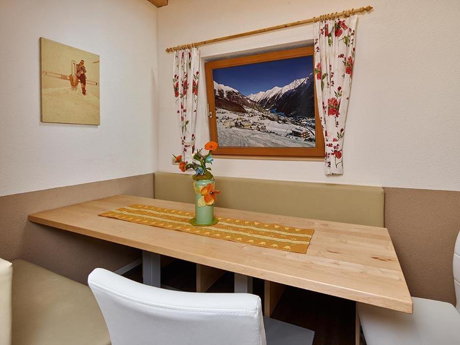 Haus Gritsch Hotel Solden Ngoại thất bức ảnh